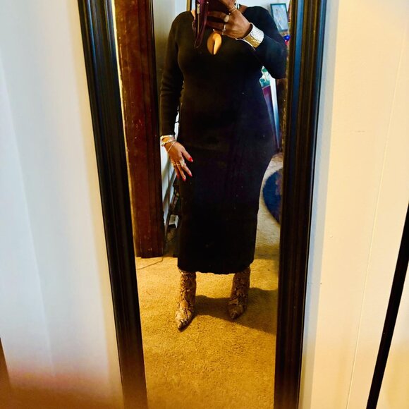 Eloquii Keyhole Midi Sweater Dress - Picture 4 of 4